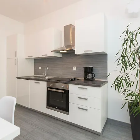 Apartment Istria Sea Side 210 & 209